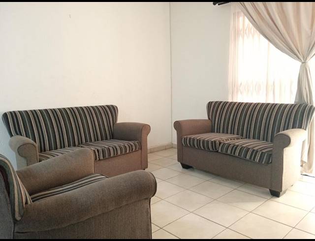 2 BEDROOM APARTMENT FOR SALE IN PRINCESS